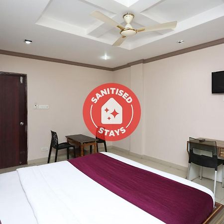 Oyo 3881 Venus Nxt Hotel Bhubaneswar Exterior foto